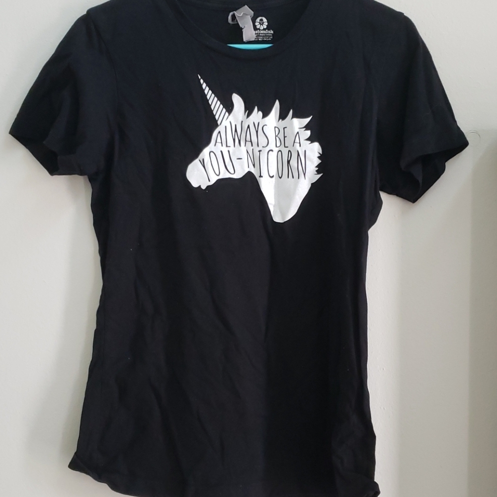 Black tshirt